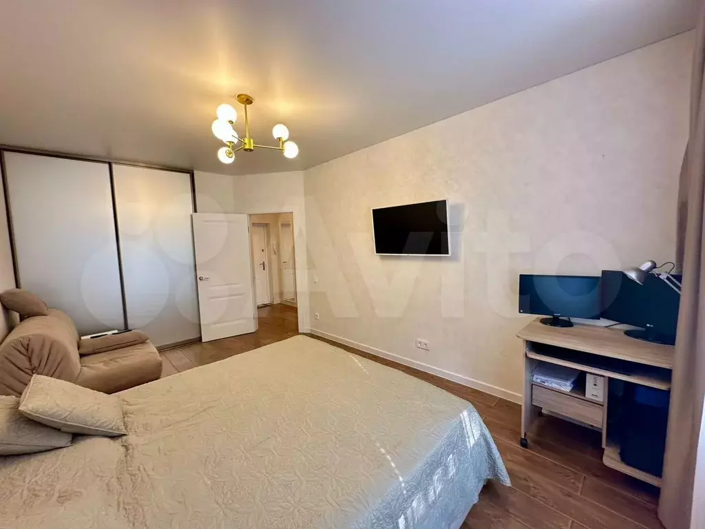 1-к. квартира, 38 м, 1/4 эт. - Фото 1