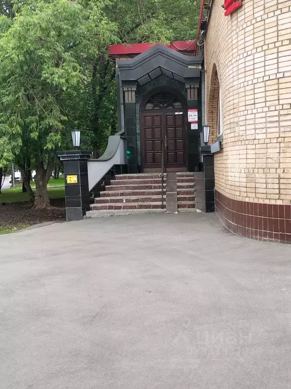 Помещение свободного назначения в Москва ул. Шухова, 21 (266 м) - Фото 1