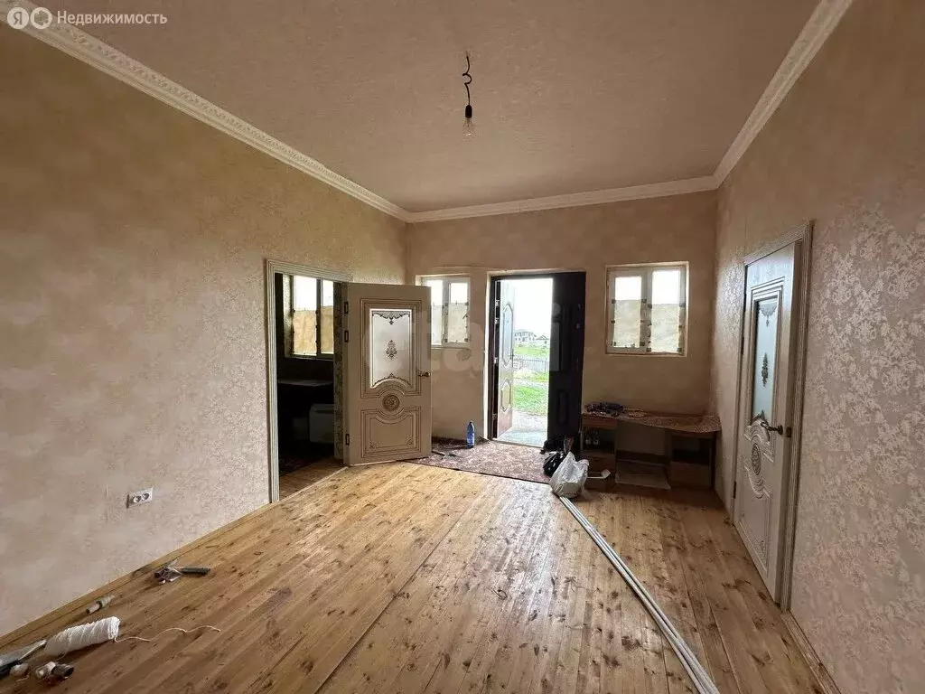 Дом в Назрань, Санкт-Петербургская улица (75 м) - Фото 1
