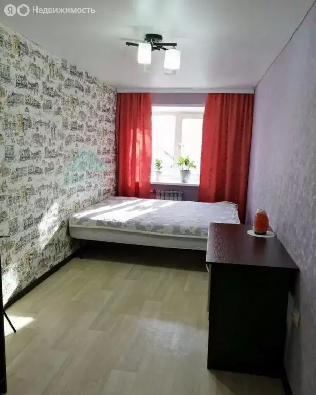 3-комнатная квартира: Абакан, проспект Ленина, 36 (56.4 м) - Фото 1