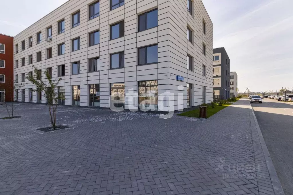 Помещение свободного назначения в Тюменская область, Тюмень ул. ... - Фото 1