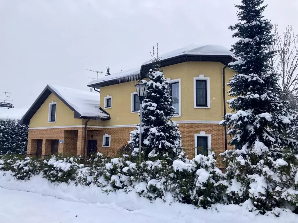 Дом в Москва ул. Кустодиева, 21 (830 м) - Фото 2