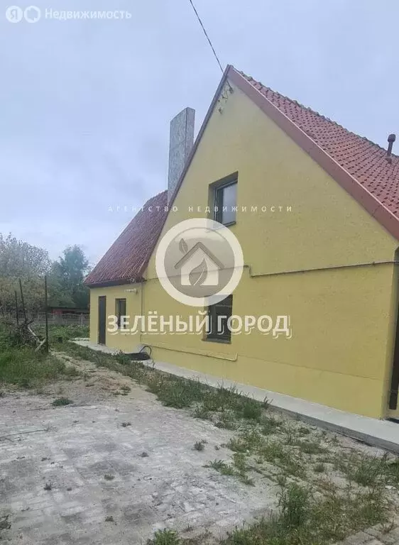 5-комнатная квартира: Пионерский, улица Стрелецкого, 8 (150 м) - Фото 0