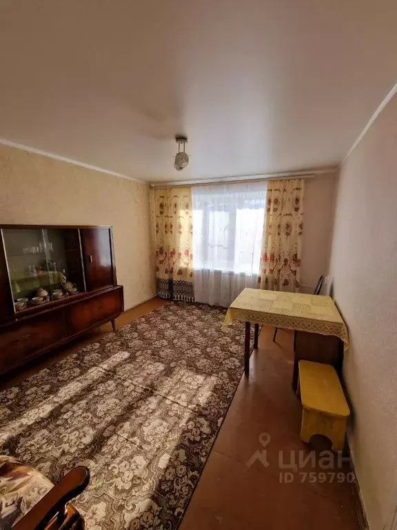 2-к кв. Владимирская область, Петушки Советская пл., 15 (42.0 м) - Фото 0