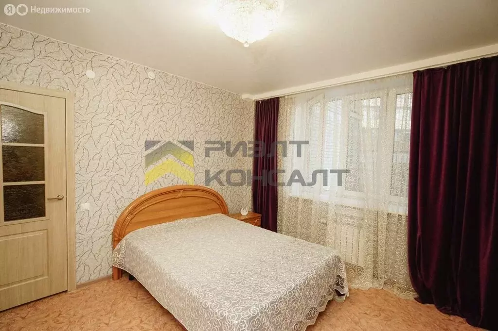 1-комнатная квартира: Омск, улица Б.Г. Шаронова, 21 (37.6 м) - Фото 0