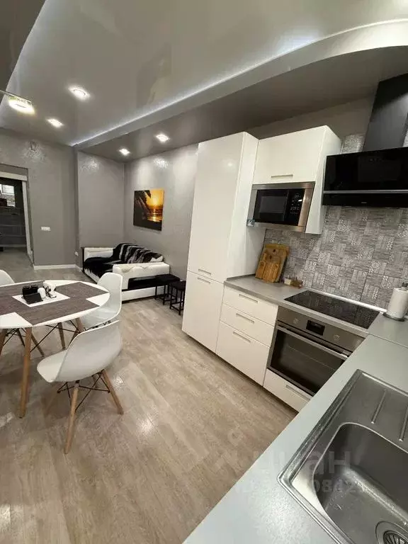 2-к кв. Краснодарский край, Краснодар ул. Имени Жлобы, 141 (60.0 м) - Фото 1