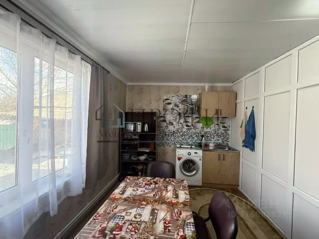 Дом в Белгородская область, Чернянский район, Ольшанское с/пос, с. ... - Фото 2