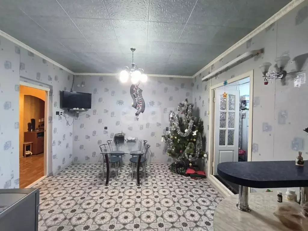 2-к кв. Ямало-Ненецкий АО, Тарко-Сале Пуровский район, Геолог мкр, 10 ... - Фото 1