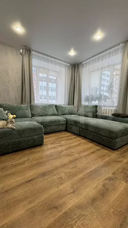 2-к. квартира, 50 м, 1/11 эт. - Фото 0