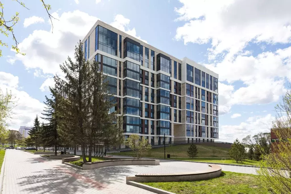 3-к кв. Новосибирская область, Новосибирск ул. Добролюбова, 4 (85.0 м) - Фото 0