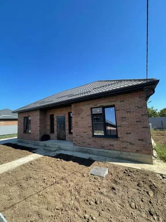 Дом в Краснодарский край, Динской район, Новотитаровское с/пос, с. ... - Фото 2