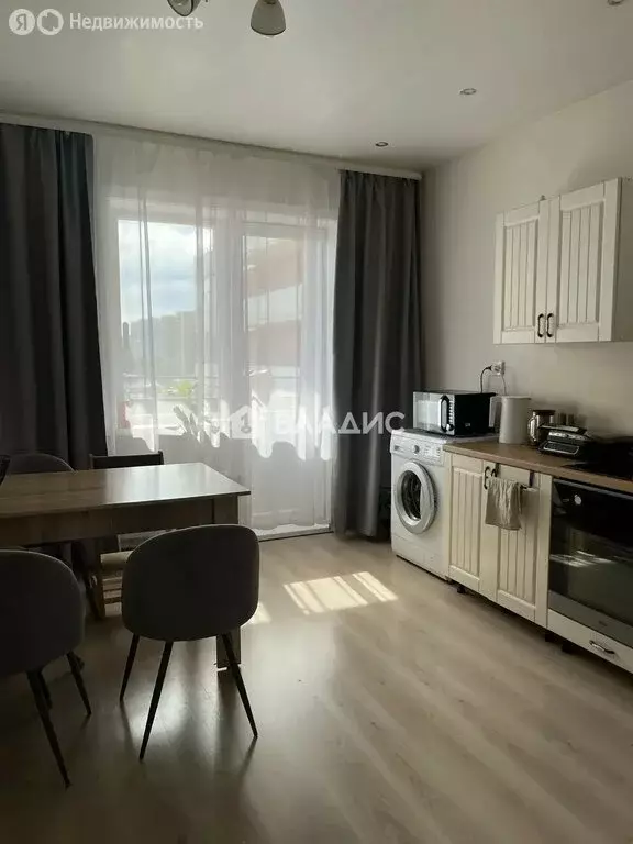 2-комнатная квартира: Улан-Удэ, микрорайон 140А, 25 (56.3 м) - Фото 1
