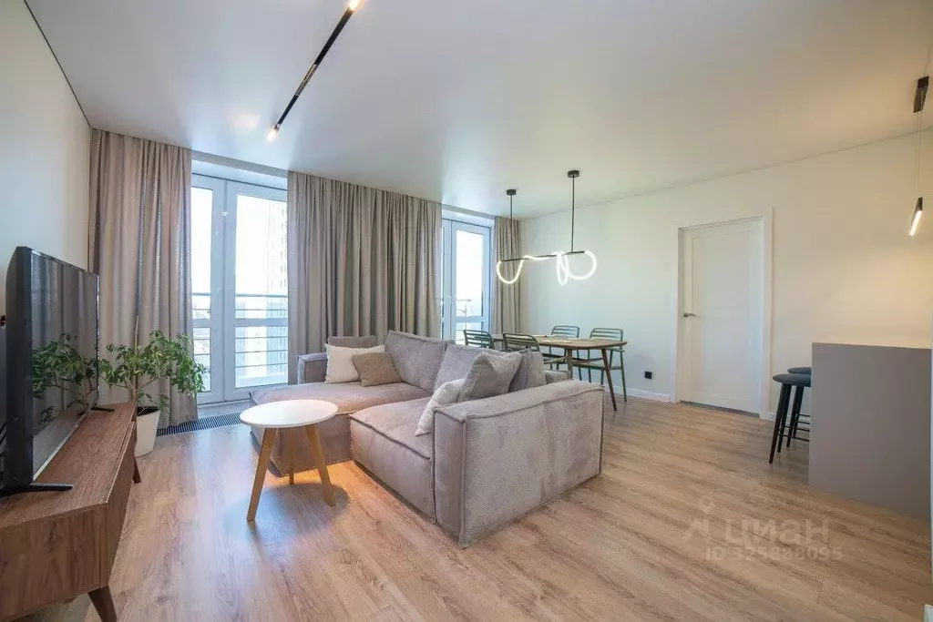 3-к кв. Свердловская область, Екатеринбург ул. Академика Парина, 39 ... - Фото 1