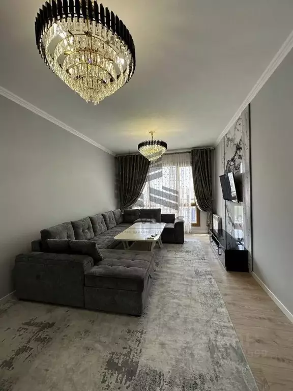 2-к кв. Татарстан, Казань ул. Павлюхина, 110В (65.0 м) - Фото 0