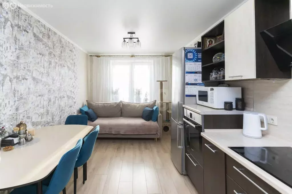 3-комнатная квартира: Тюмень, улица Пермякова, 83к2 (84.8 м) - Фото 2