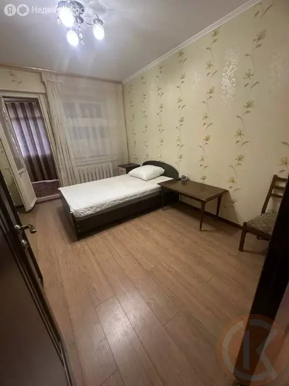 3-комнатная квартира: Симферополь, Залесская улица, 83 (58.7 м) - Фото 1