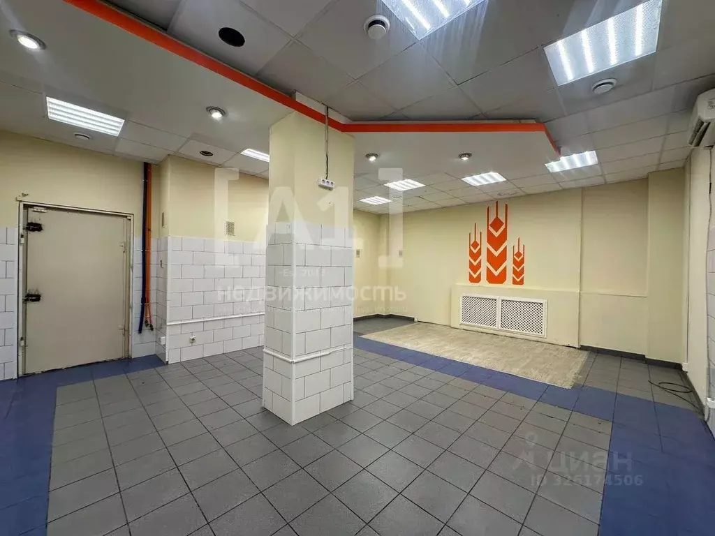 Помещение свободного назначения в Челябинская область, Челябинск ул. ... - Фото 2