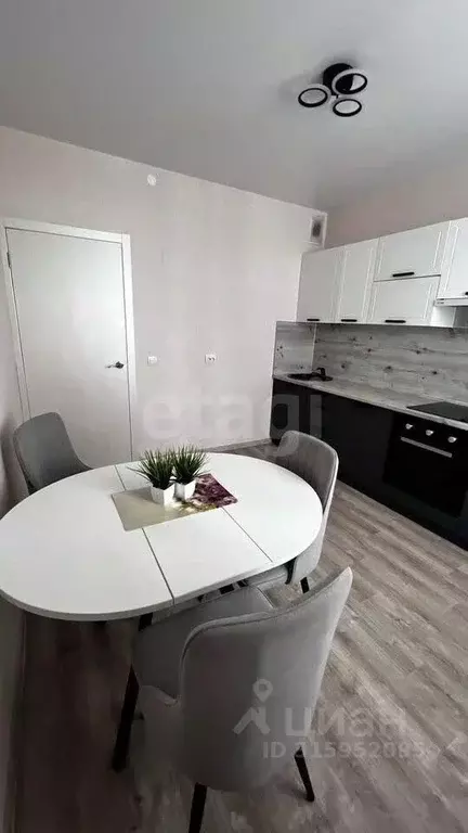 2-к кв. Новосибирская область, Новосибирск ул. Петухова, 162 (53.1 м) - Фото 1