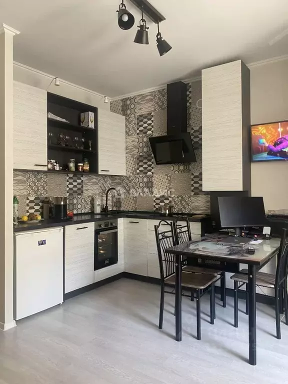 2-к кв. Калининградская область, Зеленоградск Московская ул., 68 (59.8 ... - Фото 1