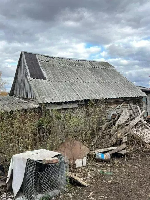 Дом в Пензенская область, Пензенский район, Ермоловский сельсовет, с. ... - Фото 1
