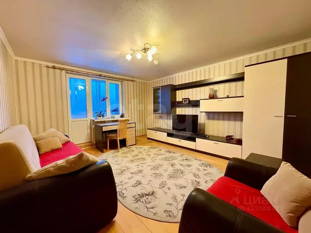 3-к кв. Вологодская область, Череповец ул. Космонавта Беляева, 41 ... - Фото 1