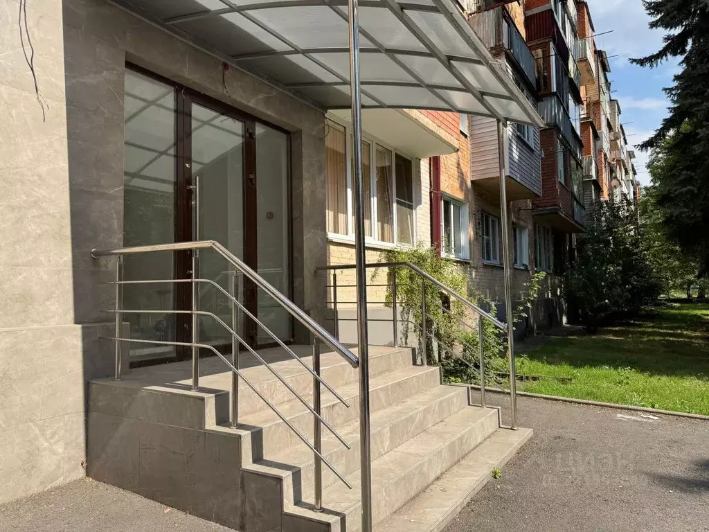 Помещение свободного назначения в Северная Осетия, Владикавказ просп. ... - Фото 2