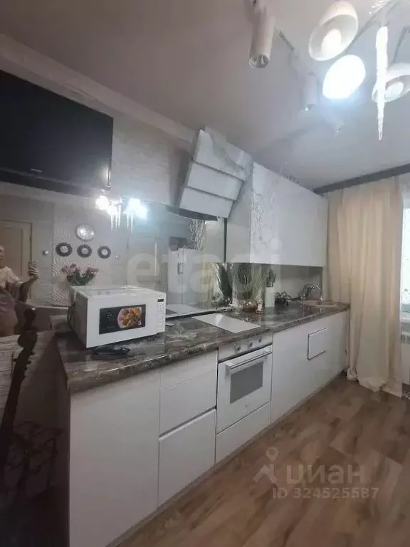 2-к кв. Сахалинская область, Южно-Сахалинск Милицейская ул., 13А (48.0 ... - Фото 0