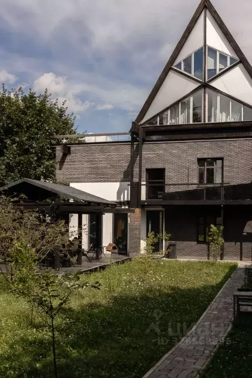 Коттедж в Москва ул. Саврасова, 7 (360 м) - Фото 2