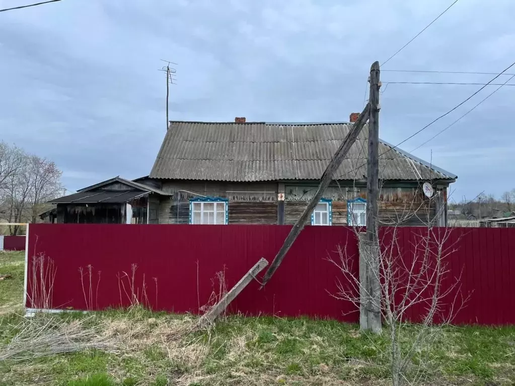 Дом в Смоленская область, Угранский район, с. Знаменка  (111 м) - Фото 1