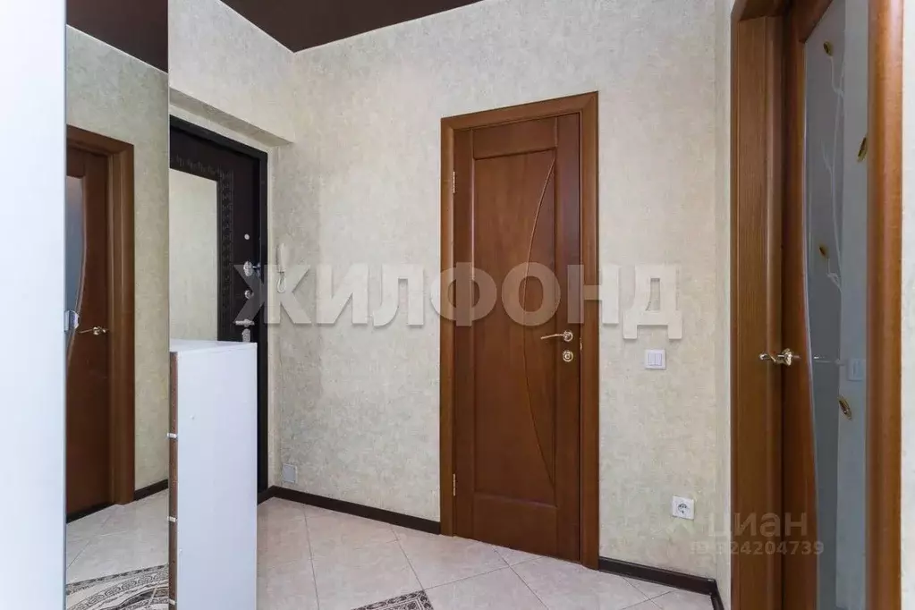 2-к кв. Новосибирская область, Новосибирск ул. Дуси Ковальчук, 250 ... - Фото 1