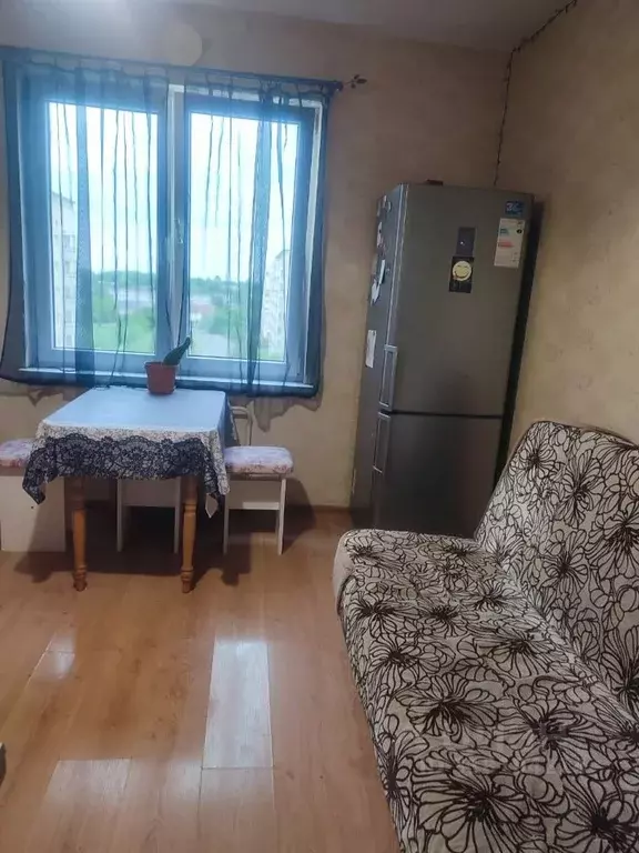 2-к кв. Калининградская область, Калининград Осенняя ул., 8 (62.0 м) - Фото 0