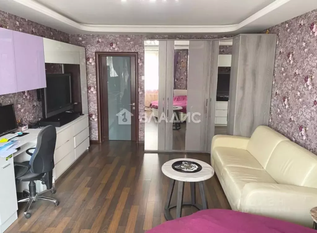 2-к кв. Москва, Москва, Московский г. ул. Радужная, 13к1 (56.0 м) - Фото 1