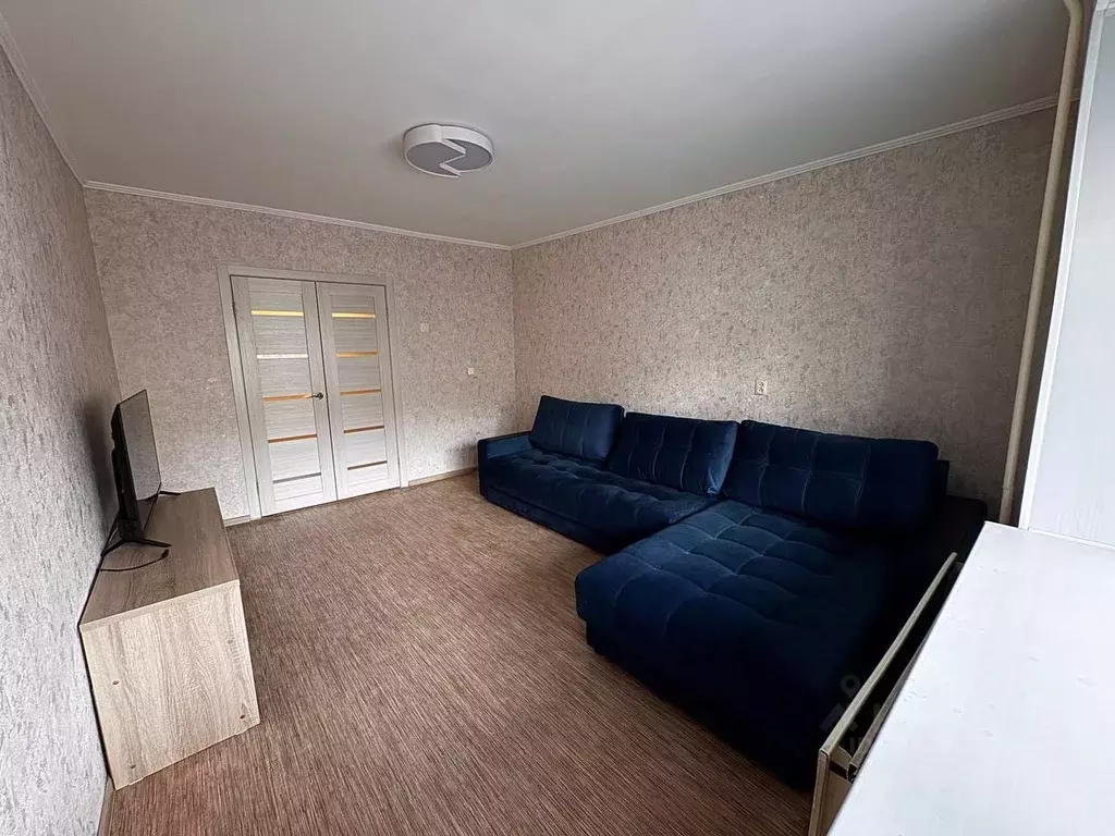 3-к кв. Челябинская область, Челябинск ул. Руставели, 27А (65.6 м) - Фото 2