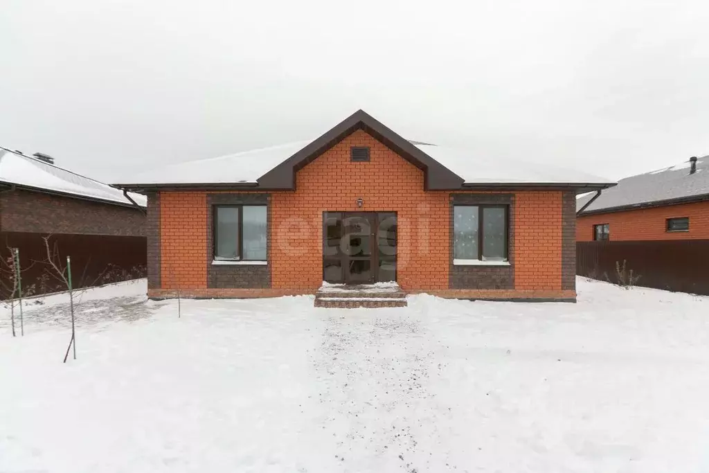 Дом в Тюменская область, Тюменский муниципальный округ, с. Луговое ул. ... - Фото 1