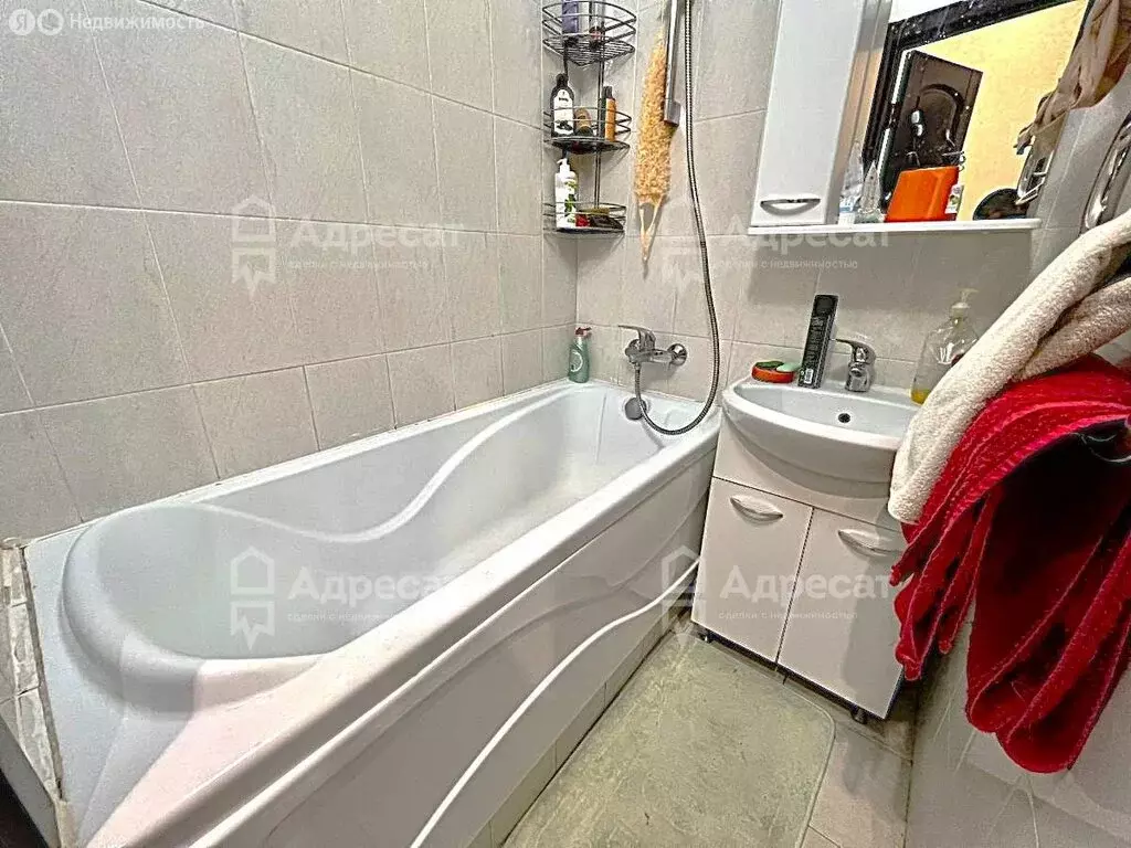 3-комнатная квартира: Волгоград, улица Пархоменко, 45 (60.8 м) - Фото 1