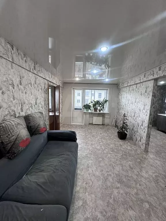 2-к. квартира, 45 м, 4/4 эт. - Фото 0