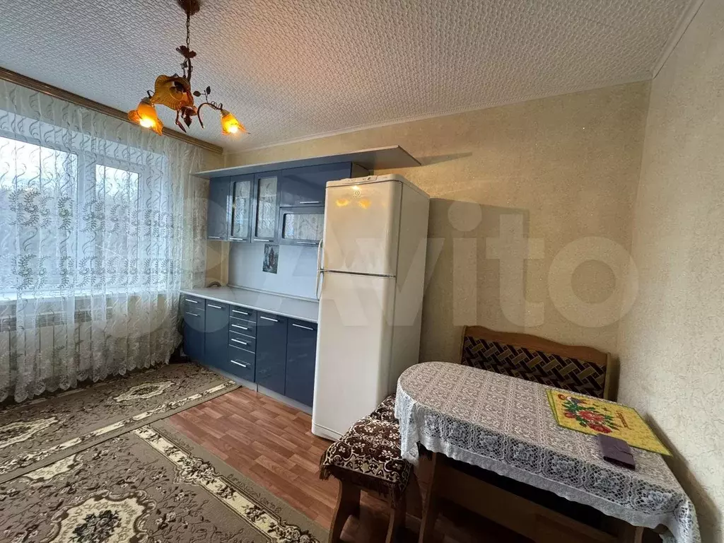 Комната 32 м в 2-к., 4/5 эт. - Фото 1