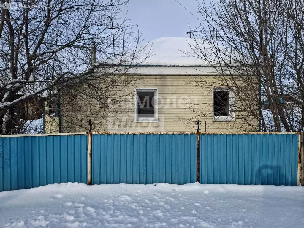 Дом в село Малоугренево, Октябрьская улица, 4 (55 м) - Фото 1