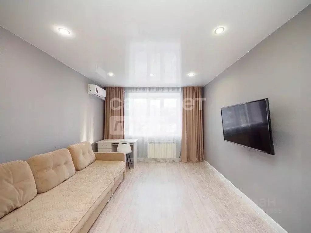 1-к кв. Омская область, Омский район, с. Троицкое, Ясная Поляна мкр ... - Фото 1