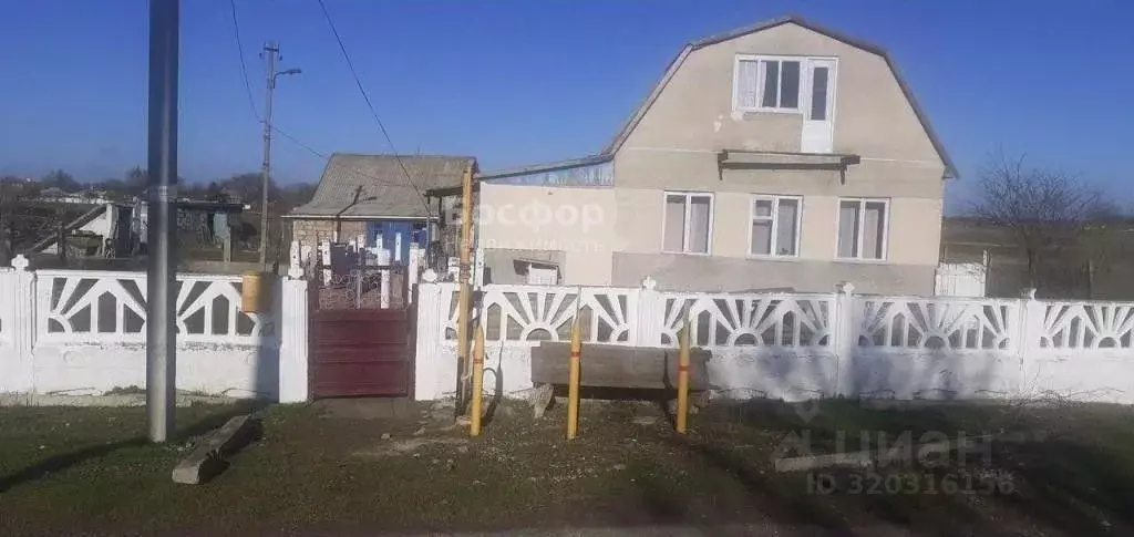 Дом в Крым, Ленинский район, с. Уварово ул. Заречная (85 м) - Фото 2