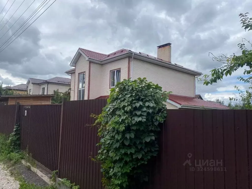 Дом в Московская область, Ленинский городской округ, д. Калиновка ул. ... - Фото 1