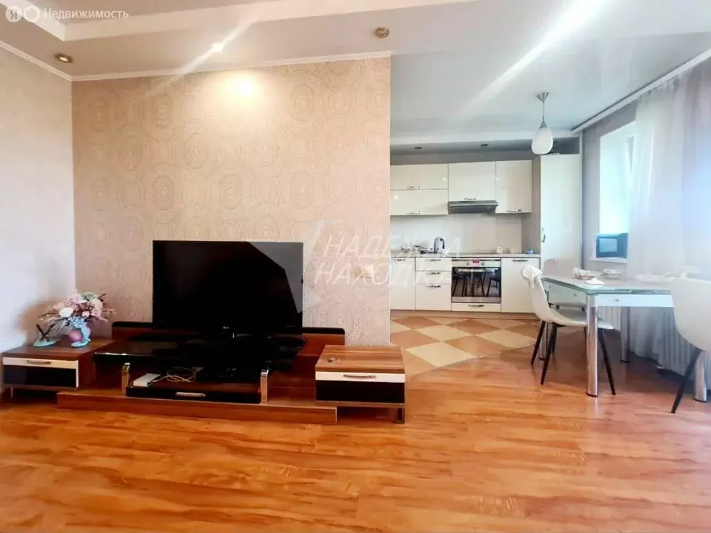 3-комнатная квартира: Находка, проспект Мира, 8 (64.8 м) - Фото 1