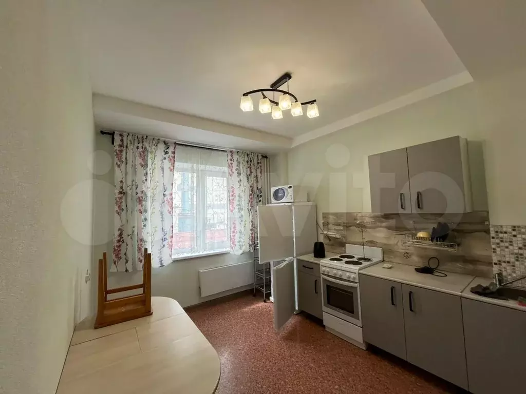 2-к. квартира, 55 м, 12/17 эт. - Фото 0