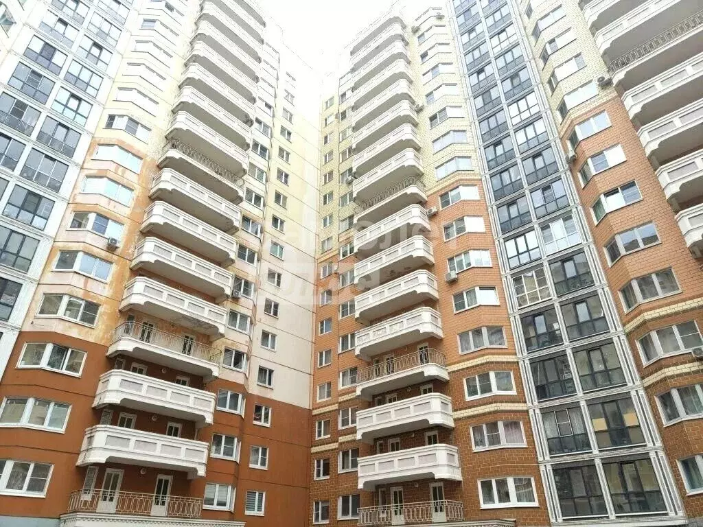 2-комнатная квартира: посёлок городского типа Андреевка, ... - Фото 1