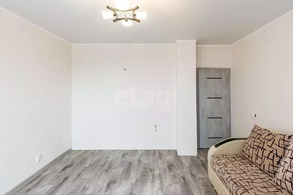 1-к кв. Тюменская область, Тюмень Кремлевская ул., 112к1 (40.6 м) - Фото 1