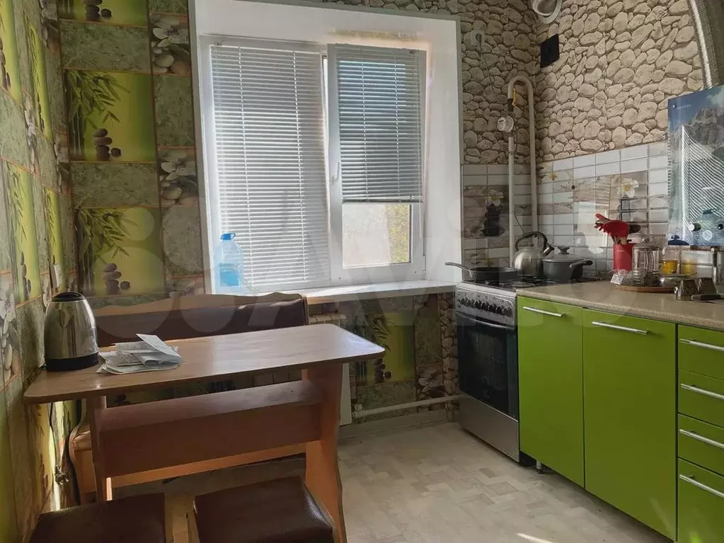 1-к. квартира, 30 м, 5/5 эт. - Фото 0
