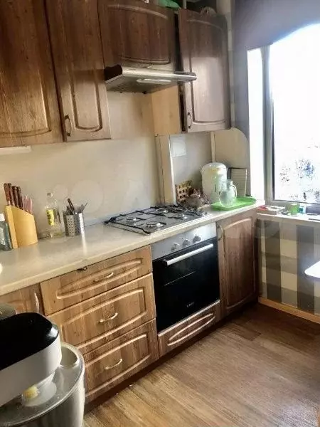 4-к. квартира, 60 м, 4/5 эт. - Фото 1