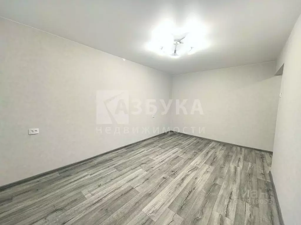 2-к кв. Воронежская область, Воронеж ул. Хользунова, 82 (43.1 м) - Фото 1
