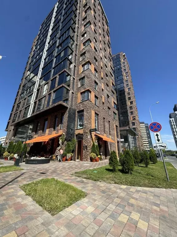 Гараж в Татарстан, Казань ул. Алексея Козина, 9 (14 м) - Фото 1