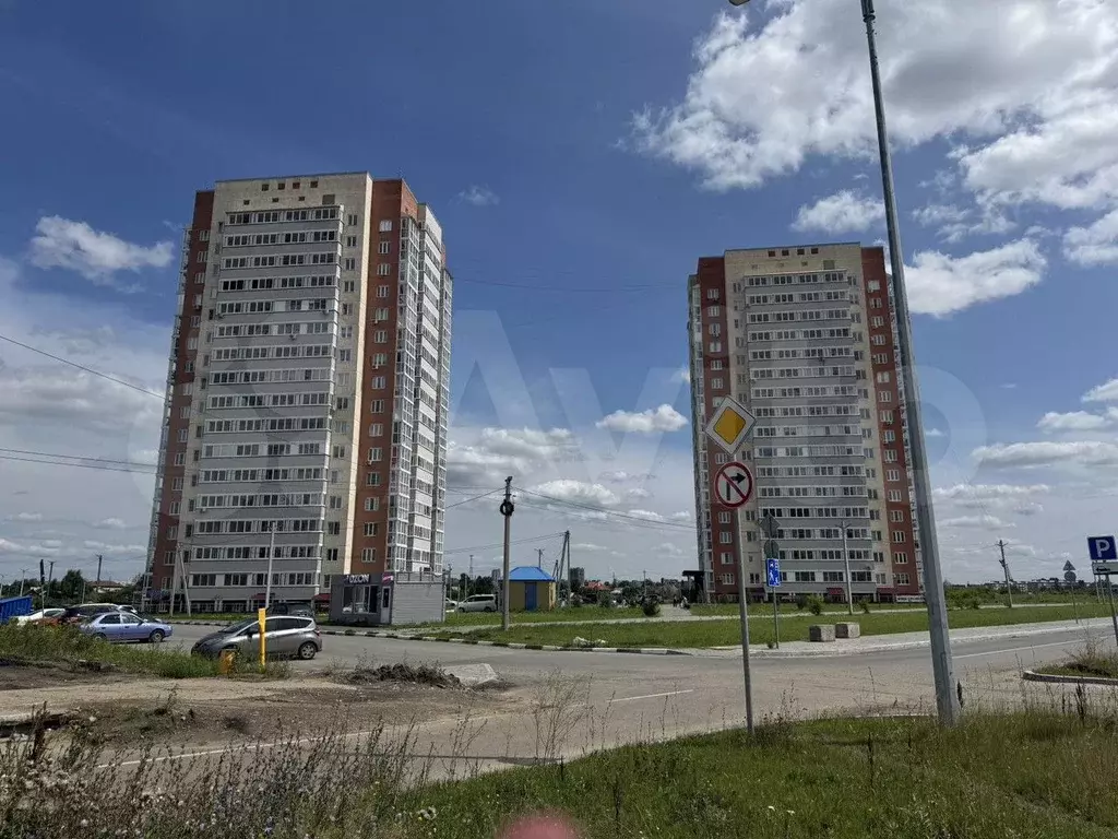 В густо населённом районе - Фото 1